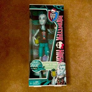 Skull Shores Gill Webber NIB Monster High